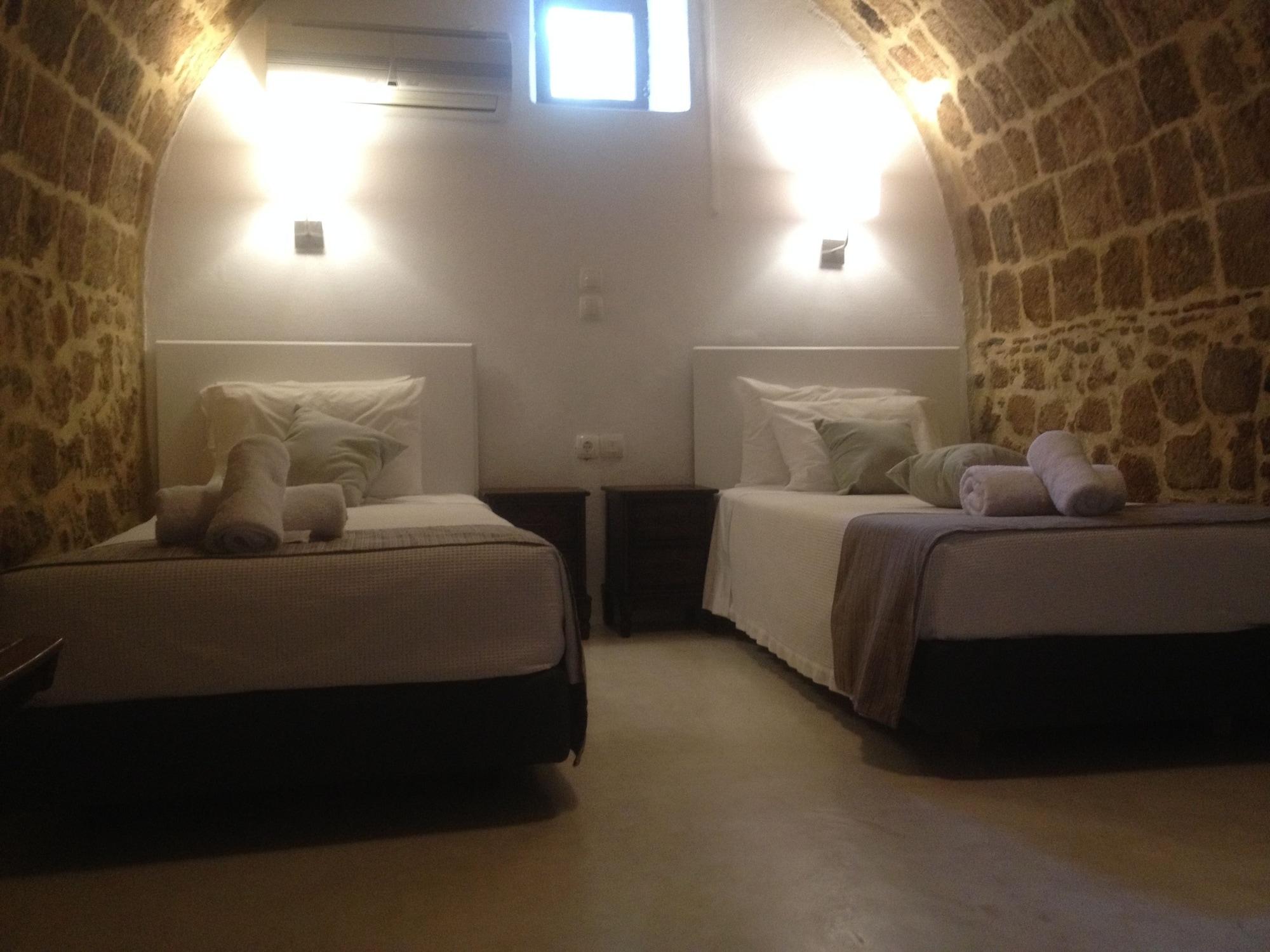 Auberge 32 Old Town Rhodes City Екстериор снимка